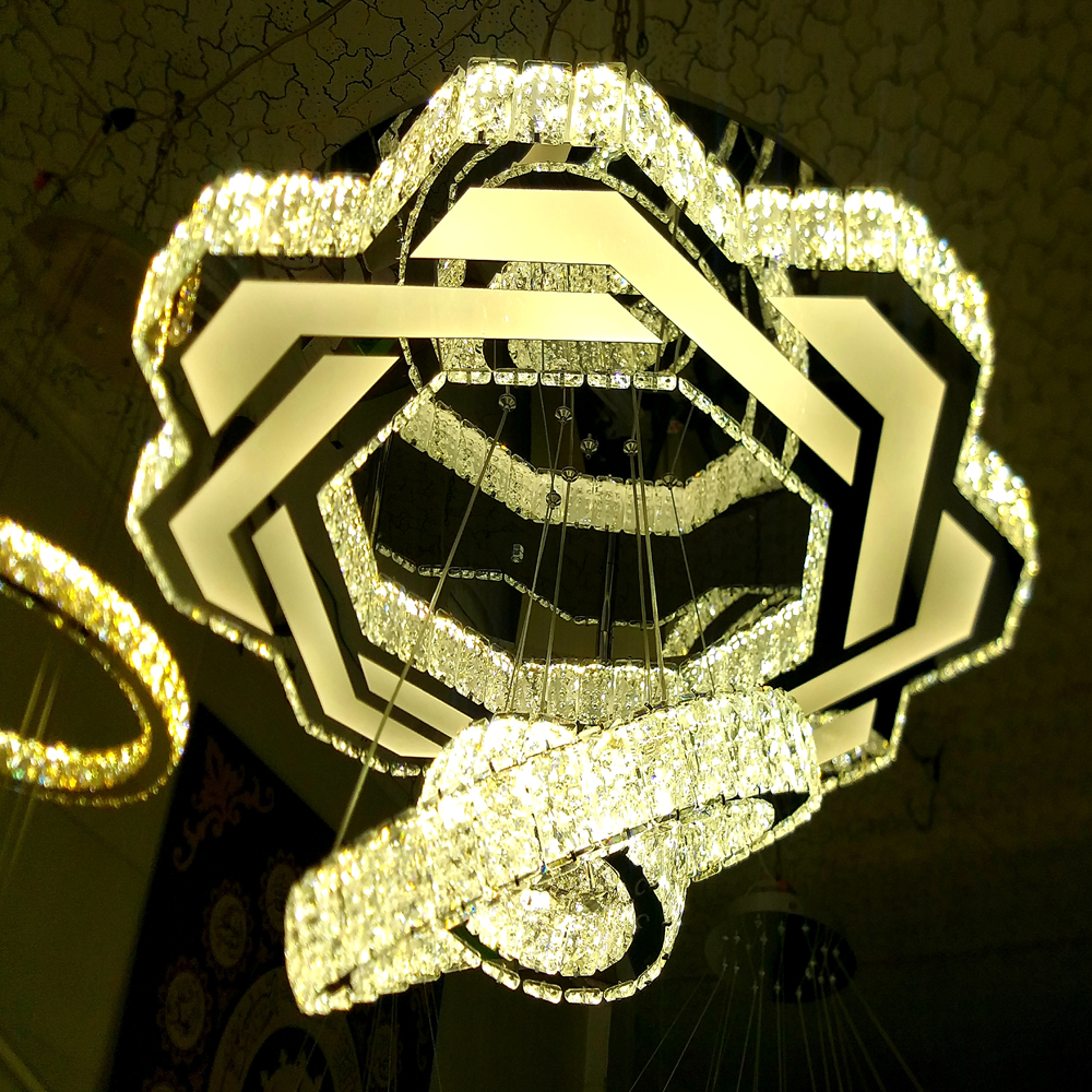 لوستر سقفی ۷۵ سانتیمتر مدل «پولیگان»